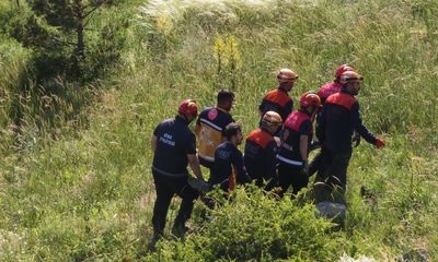 Sivas’ta Korkutan Kaza: Kontrolden Çıkan Kamyonet Şarampole Devrildi!