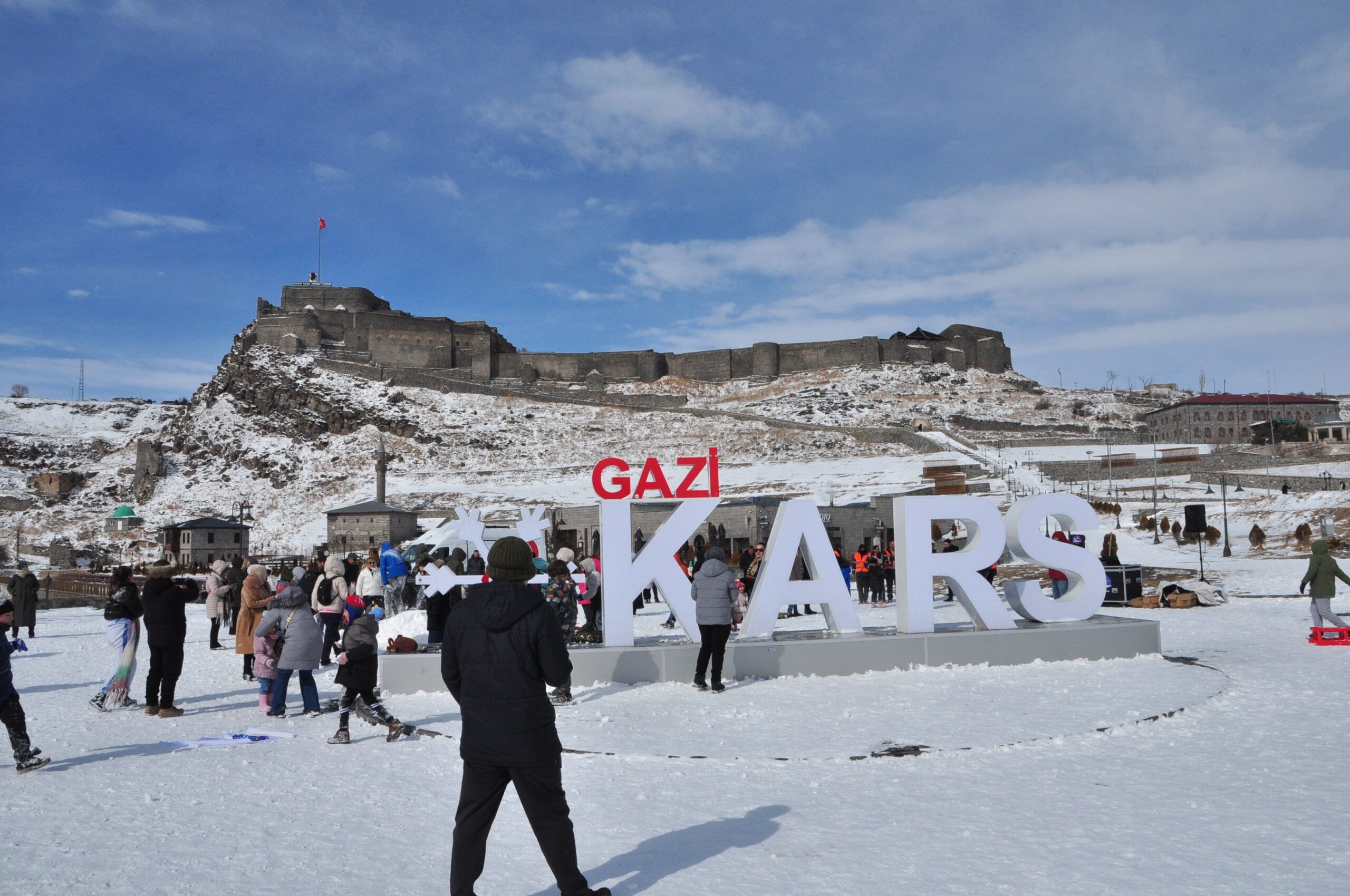 Kars'ta "Kar Topu ve Kardan Adam Şenliği" düzenlendi - Birlik Haber Ajansı