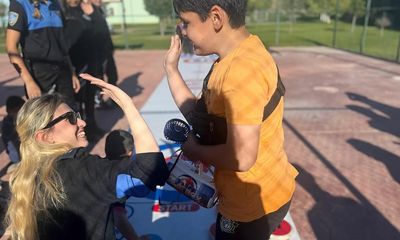 Toplum Polisleri, Sivas'taki Çocuk Evleri Sitesi'nde Körling Etkinliği Düzenledi
