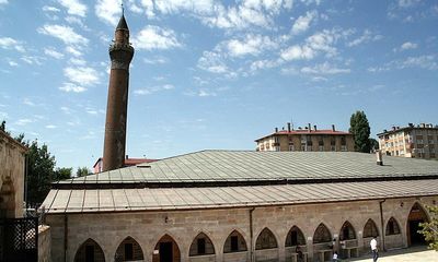 Sivas Ulu Cami: Tarihi, Mimarisi ve Ziyaret Rehberi