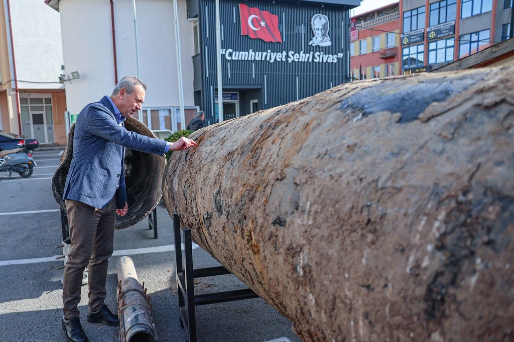 Sivas'ın Altyapı Sorunu Çözülüyor: 45 Yıllık Borular Yenileniyor!
