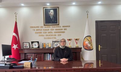 İmranlı'nın İlk Kadın Kaymakamı Göreve Başladı