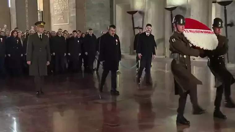 Bakan Tekin 81 ilden öğretmenlerle Ata'nın huzurunda