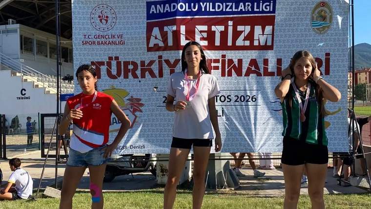 Sivaslı atlet Türkiye şampiyonu oldu