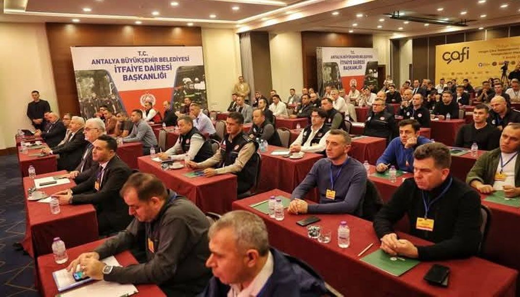 14 büyükşehir belediye itfayesi Antalya'da buluştu