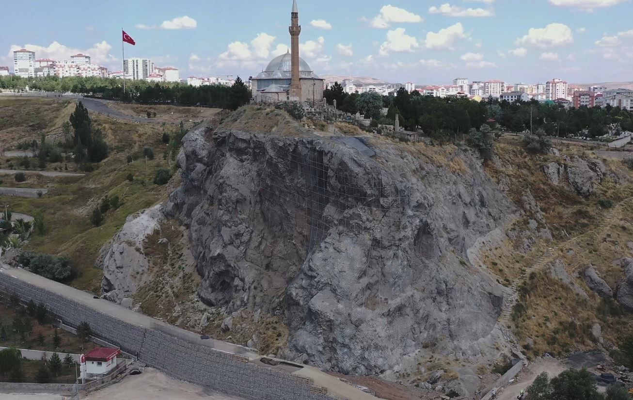 Yukarı Tekke’de tehlikeye karşı kapsamlı çalışma