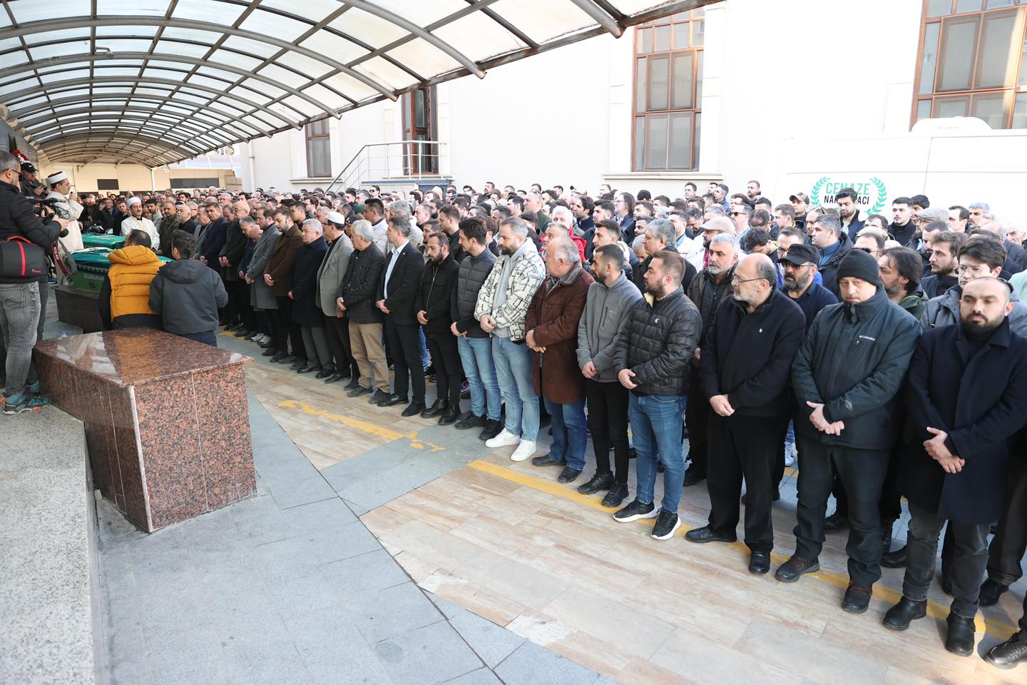 Sakarya'da trafik kazasında hayatını kaybeden iki kişi toprağa verildi - Birlik Haber Ajansı