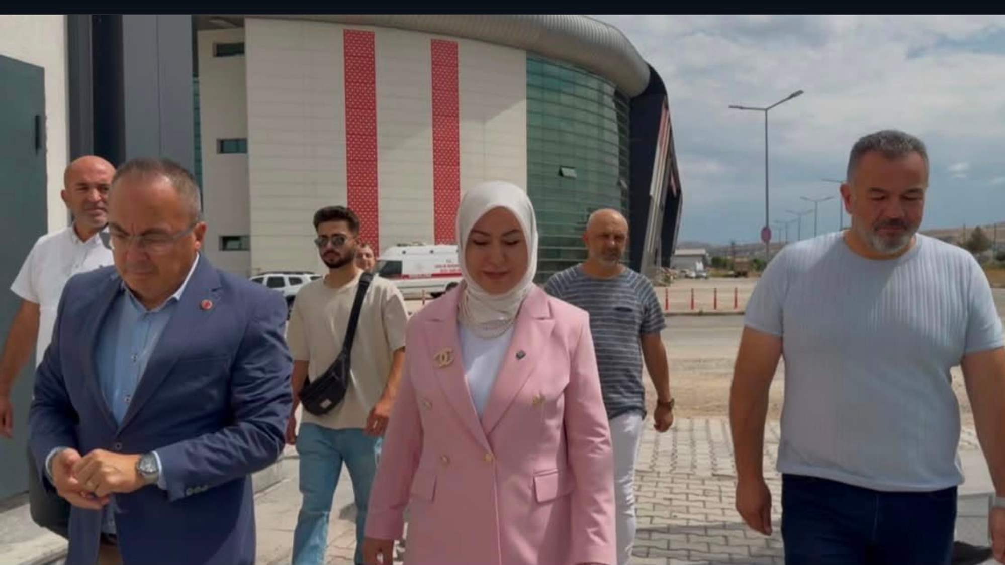 Rukiye Toy, Sivas’ın gençlik ve spor yatırımlarını inceledi!