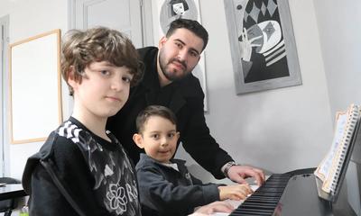 Gençler Sosyal Medyadan Uzaklaşıp Sanata Yöneliyor: Müzik, Kötü Alışkanlıklara Karşı Kalkan Oluyor