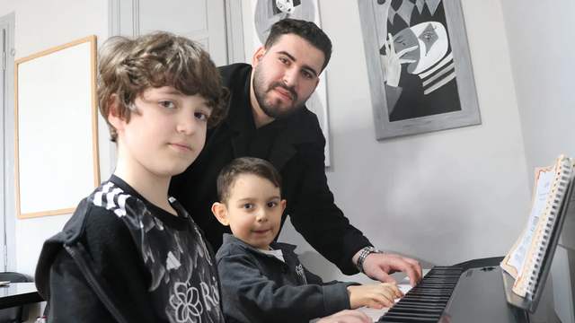 Gençler Sosyal Medyadan Uzaklaşıp Sanata Yöneliyor: Müzik, Kötü Alışkanlıklara Karşı Kalkan Oluyor