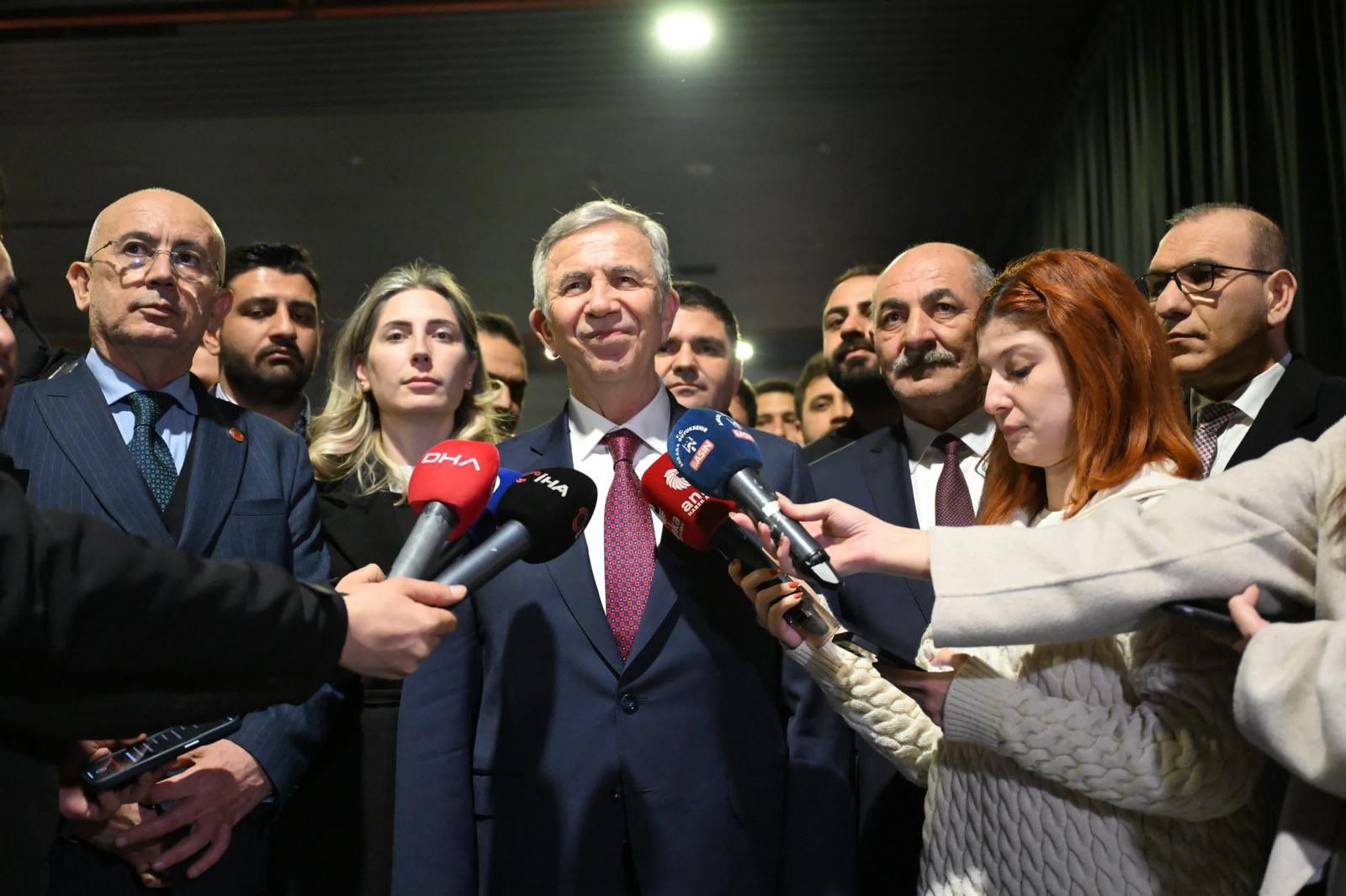 Mansur Yavaş'tan İmralı değerlendirmesi: Silahın bırakılması için hukuki bazı düzenlemelerin yapılması şartı koşulmuş - Birlik Haber Ajansı