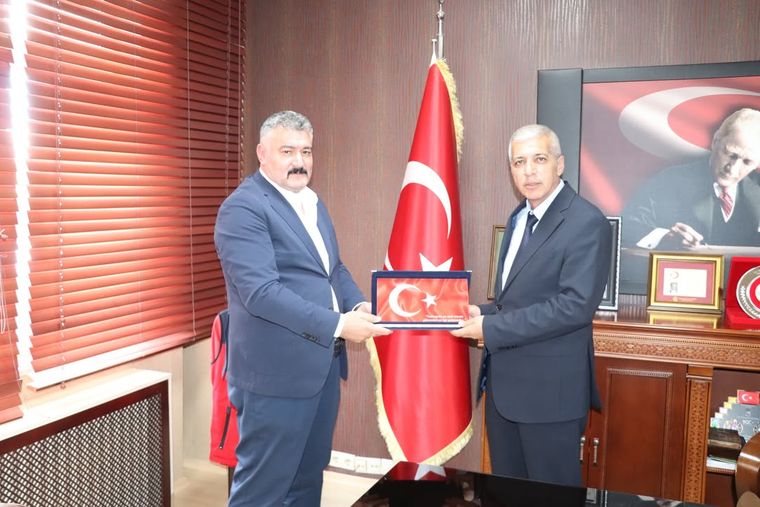 Büyük Birlik Partisi MKYK Üyesi Karaca, Sivas İl Tarım Orman Müdürlüğünü Ziyaret Etti