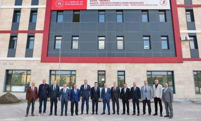 Sivas Valisi Şimşek, üç noktadaki çalışmaları inceledi