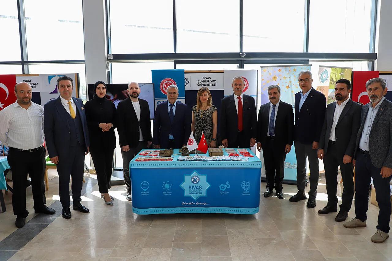 18 Üniversite Sivas’ta Tanıtıldı: Öğrenciler Geleceğini Planladı