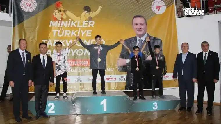 Tekvando Şampiyonası’nın Açılışı Yapıldı