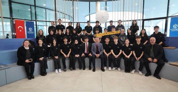 Sanat Kafe, Başkan Büyükakın’ın söyleşisiyle açıldı - Birlik Haber Ajansı