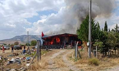 Soğuk Çermik’te Korkutan Yangın!