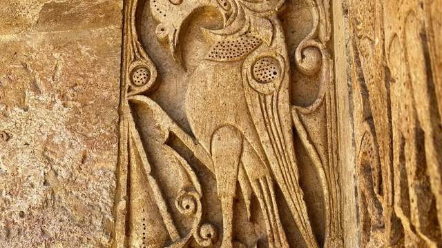 Boynu Bükük Mengücek Doğanının Sırrı: Divriği Ulu Camii’nde 800 Yıllık Mesaj