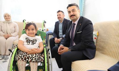 Sivas'ta Evde Eğitim Gören Öğrencilerin Karne Mutluluğu