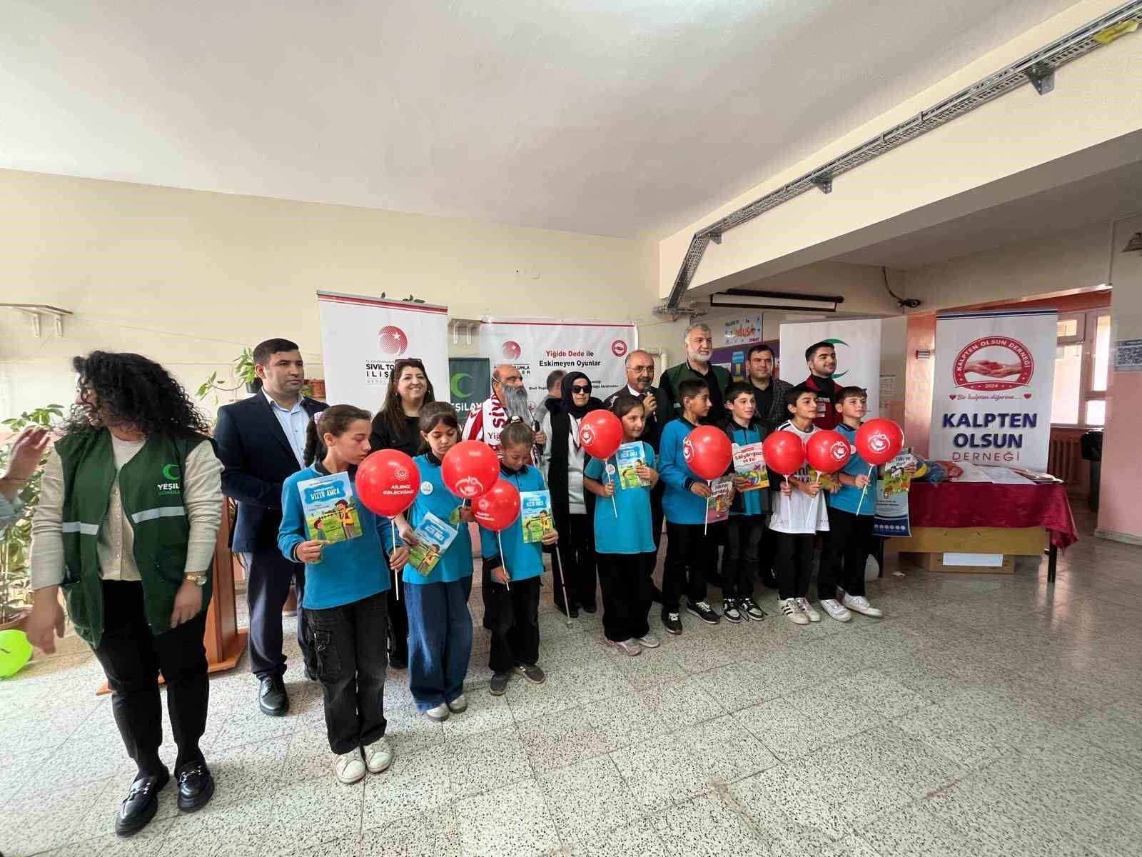 Sivas’ta öğrenciler masal ve geleneksel oyunlarla buluştu