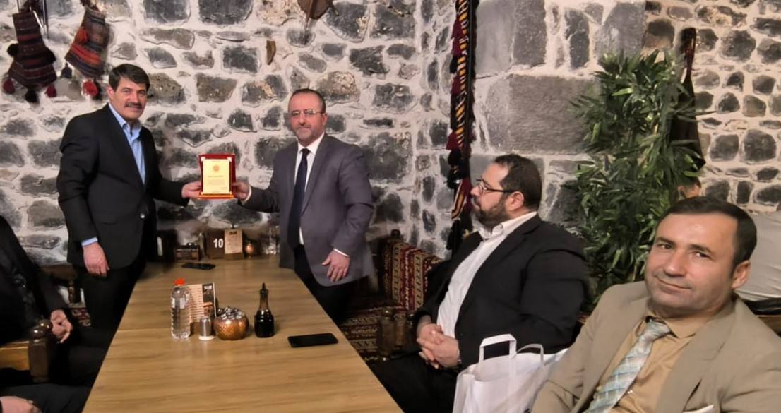Kars Müftülükten emekli personele belge ve plaket verildi - Birlik Haber Ajansı