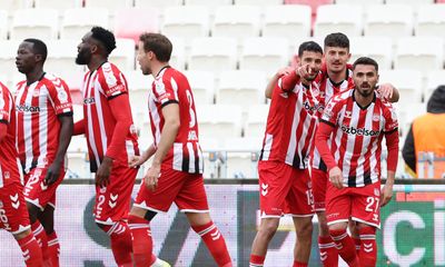 Sivasspor’dan 4 Gollü Şov! Trendyol 1. Lig’de Sakaryaspor’a Net Mesaj