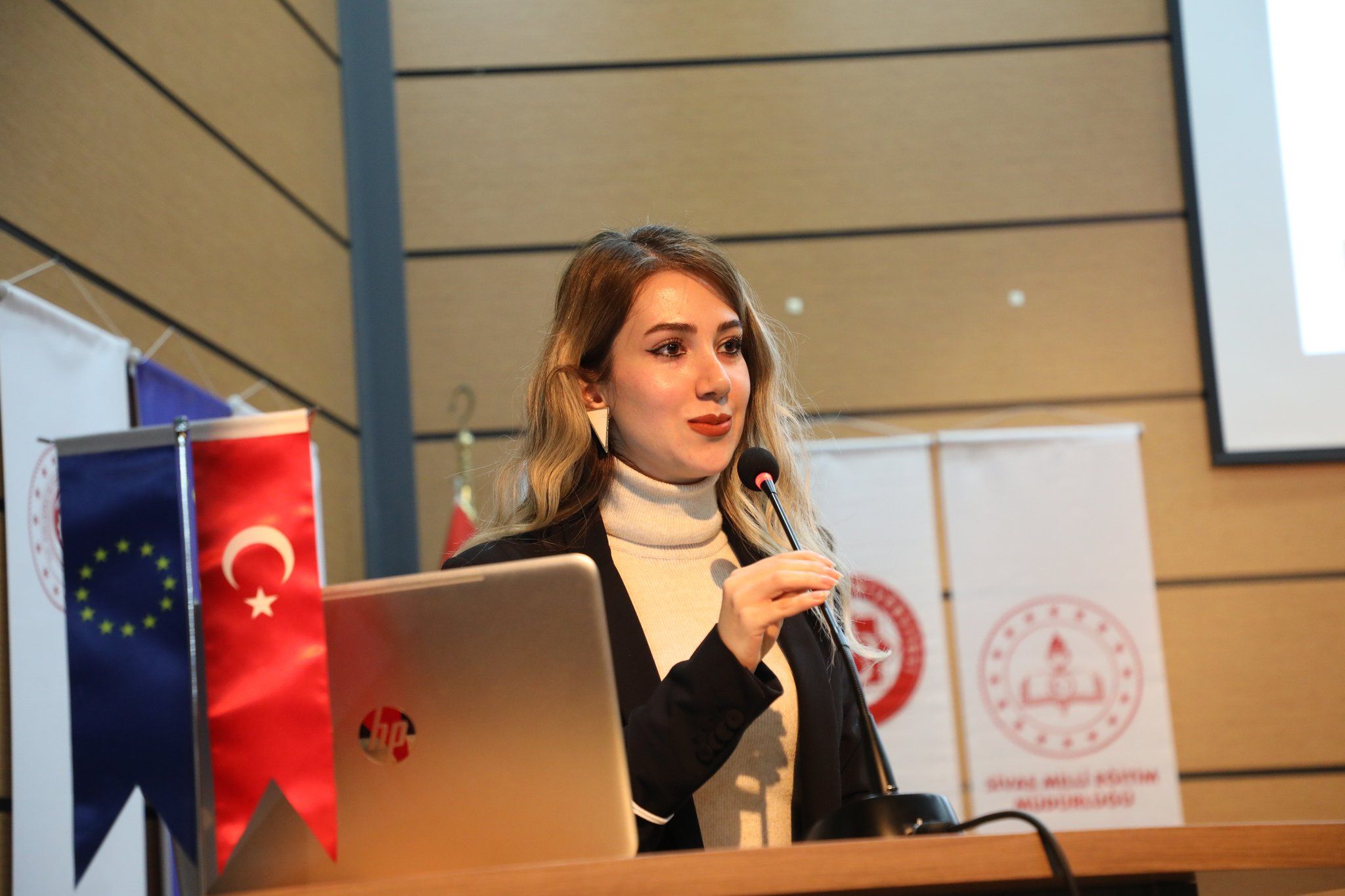 Sivas Kent Konseyi'nden Ailelere Konferans