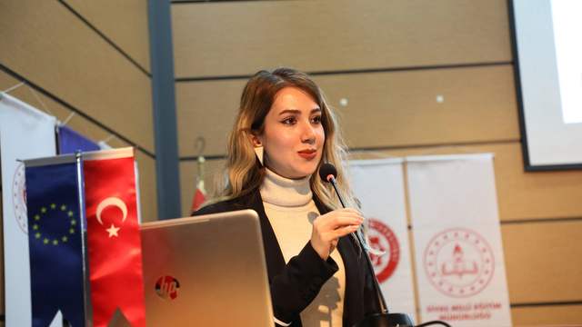 Sivas Kent Konseyi'nden Ailelere Konferans