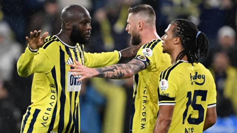 Fenerbahçe’den şok kayıp! Slavia Prag’a takıldı