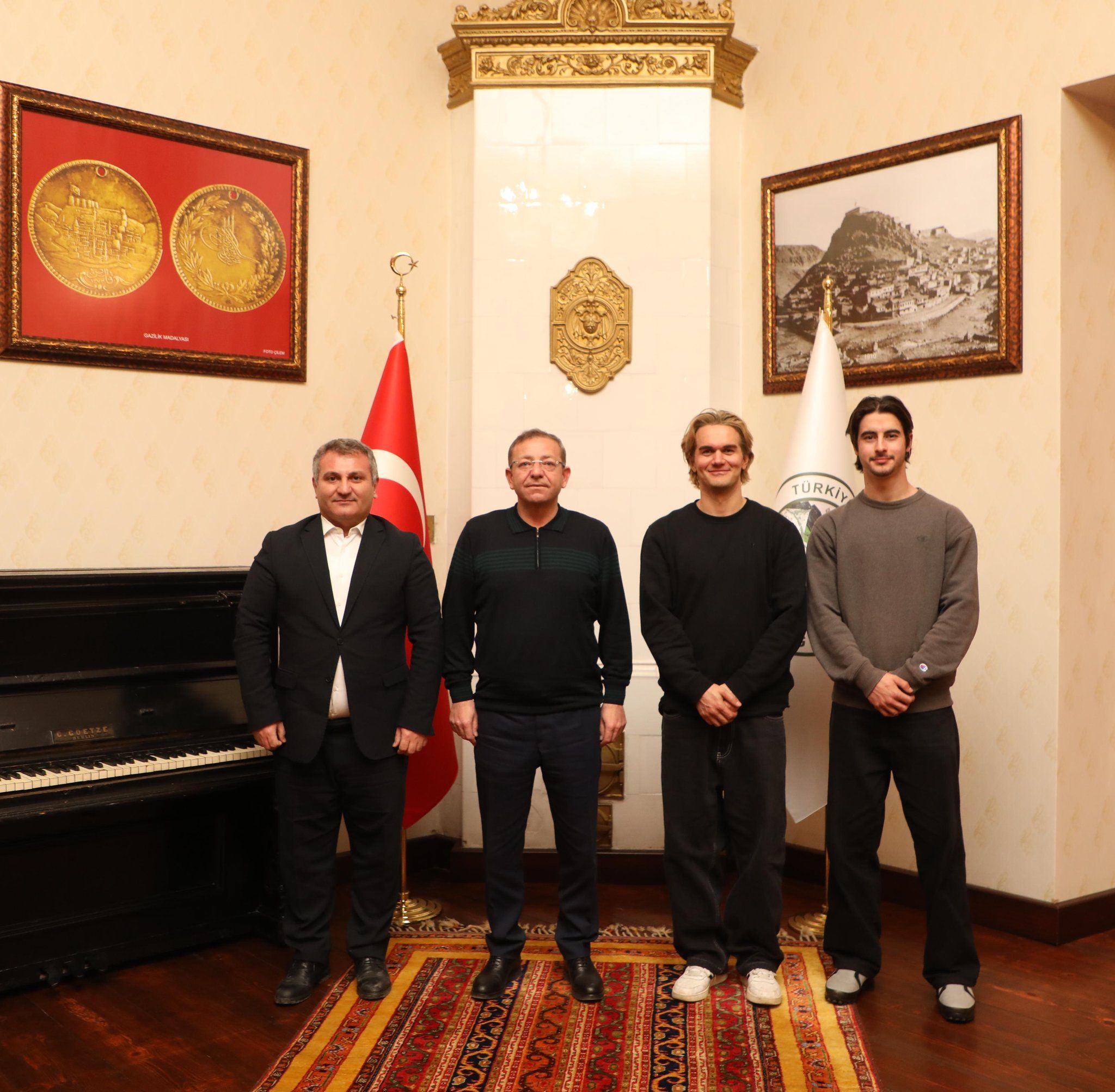 Türkiye Snowboard Şampiyonu Süleyman Atlı, Kars'ta - Birlik Haber Ajansı