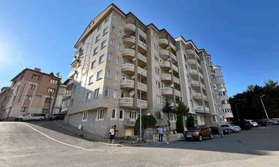 Sivas Çayyurt Mahallesi’nde yolun ortasına sınır çizgisi çekildi
