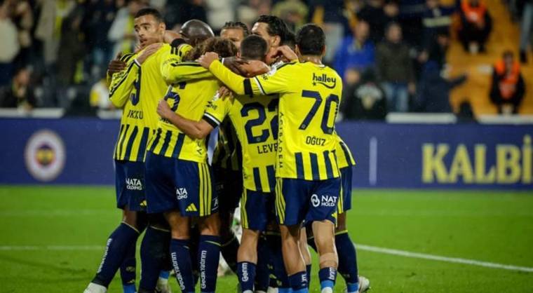 Fenerbahçe’den şok kayıp! Slavia Prag’a takıldı