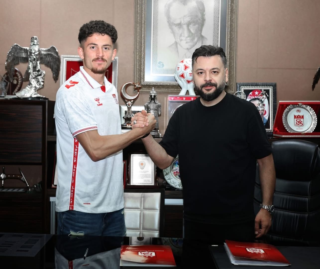 Sivasspor’un Yetenekli Yıldızı Emirhan Başyiğit, 2028’e Kadar Yuvasında!