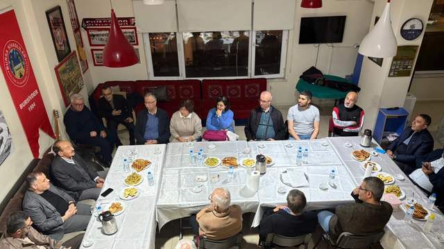 Bursa'da "Selçuklu'dan Osmanlı'ya Günümüze: Divriği ve Sivas" Sohbeti