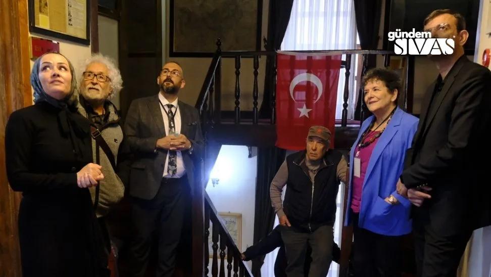 Beyaz Perdenin Ustaları, Kitapların Sihriyle Büyülendi