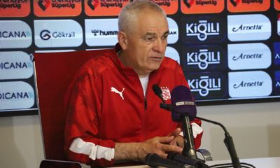 Rıza Çalımbay'dan Sivasspor Taraftarına Tepki: “Üzücü Bir Maç Oldu”