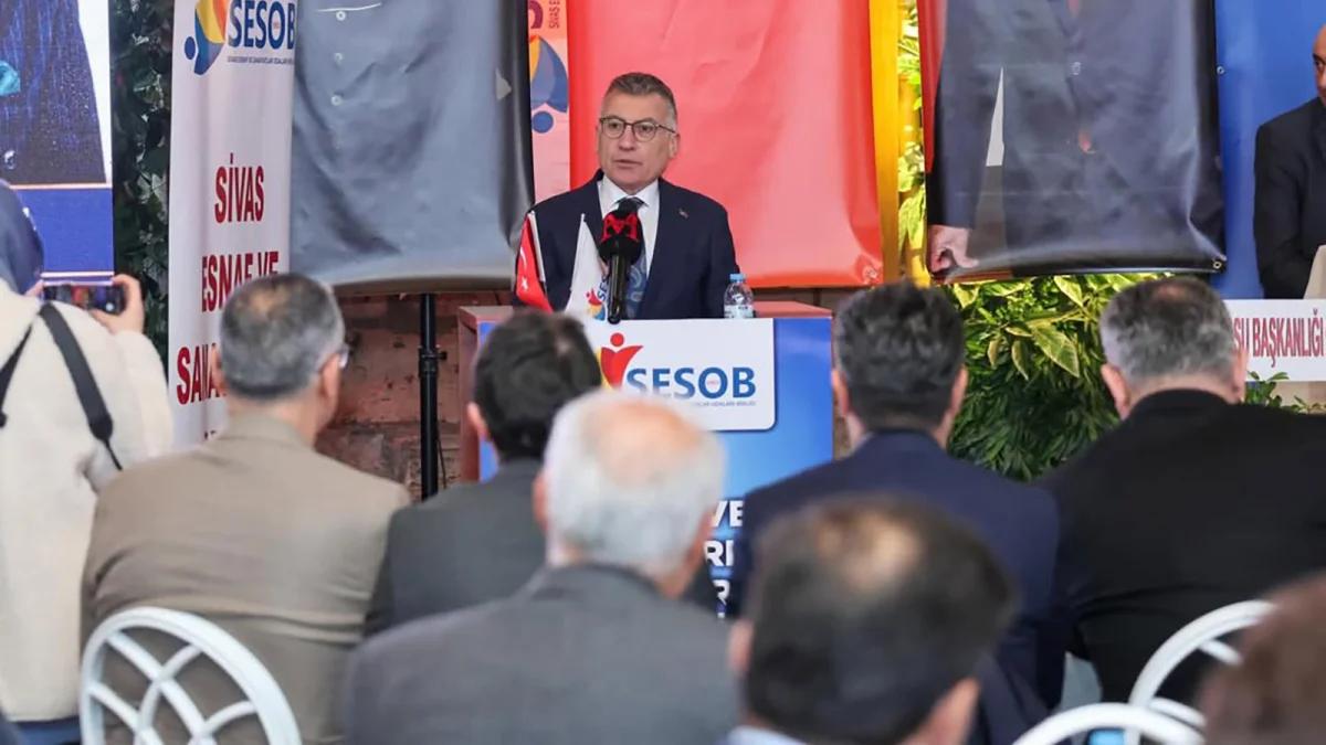 Sivas’ta Esnafın Güçlü Buluşması: Abdullah Güler’den Hakan Demirgil’e Tebrik Mesajı