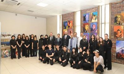 Muzaffer Sarısözen Güzel Sanatlar Lisesi Mezuniyet Sergisi Yoğun İlgi Gördü
