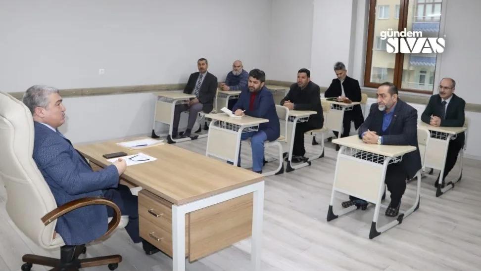 Sivas'ta Din Görevlilerine Eğitim
