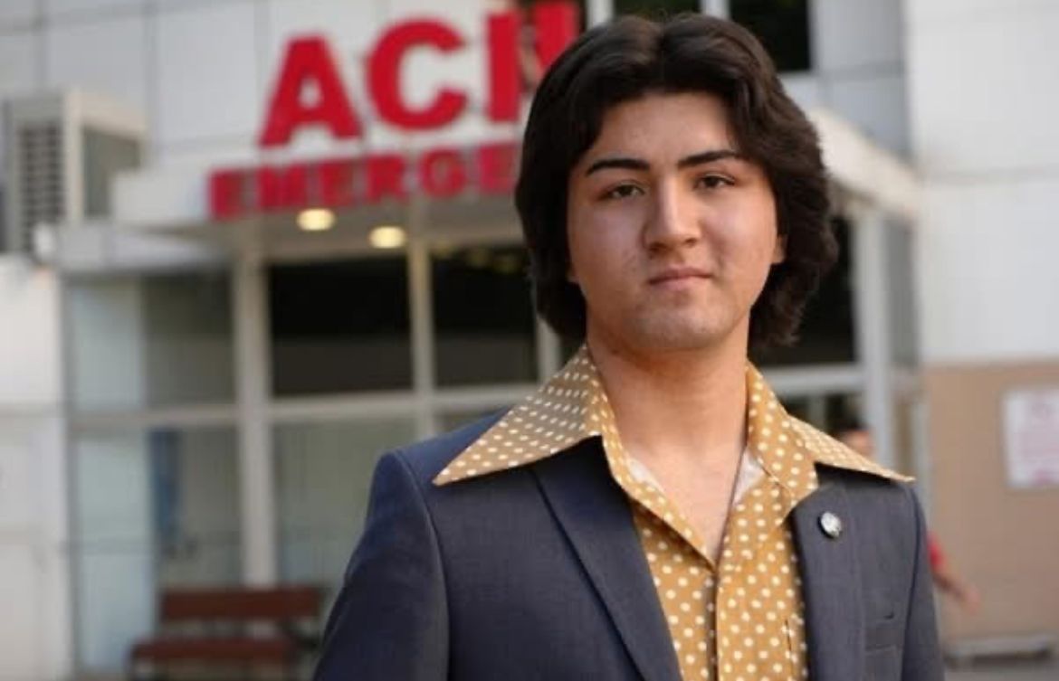 Ferdi Tayfur hayranlığıyla bilinen Sıraç Ünlü tutuklandı - Birlik Haber Ajansı