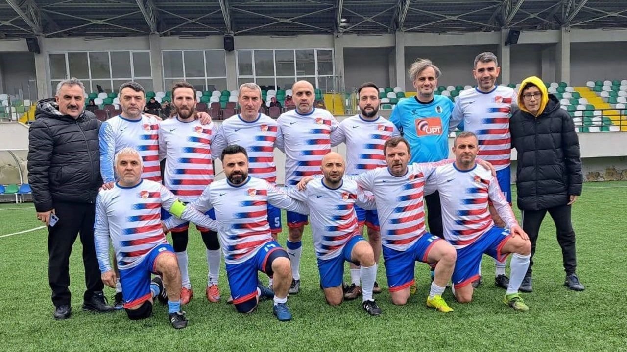 Vakfıkebir Veteranlar Yarı Finalde - Birlik Haber Ajansı