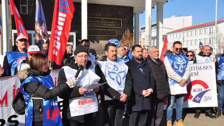 Kars Birleşik Kamu-İş: "Eşit işe eşit ücret talebimizden asla vazgeçmeyeceğiz!" - Birlik Haber Ajansı