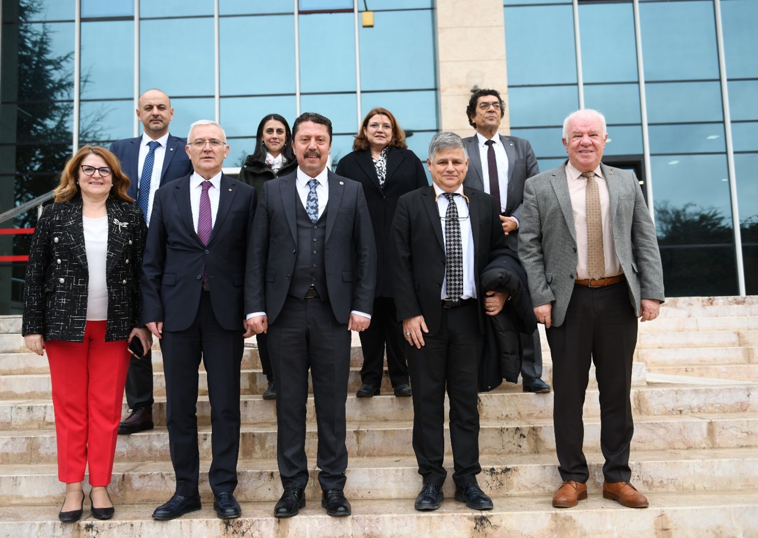 Başkent Üniversitesi ile Beypazarı Belediye Başkanı geleceğe yön veren projeleri değerlendirildi - Birlik Haber Ajansı
