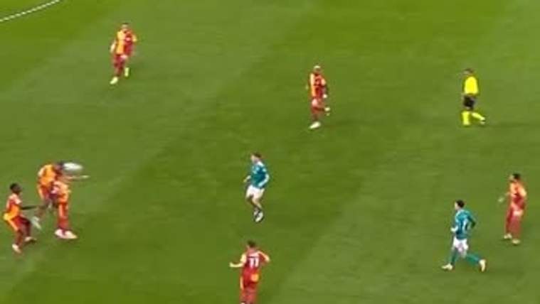 Galatasaray, Avrupa Sahnesinde Nefes Kesen Bir Atmosfer Yarattı