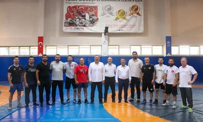 Sivas’ta İşitme Engelliler Güreş Antrenörleri Yetişiyor!