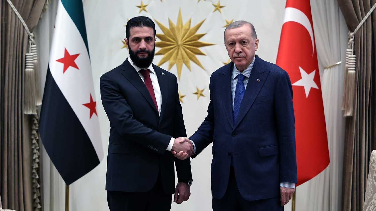 Cumhurbaşkanı Erdoğan ile Suriye Geçiş Hükümeti Cumhurbaşkanı Ahmed Şara görüşmesi başladı - Birlik Haber Ajansı