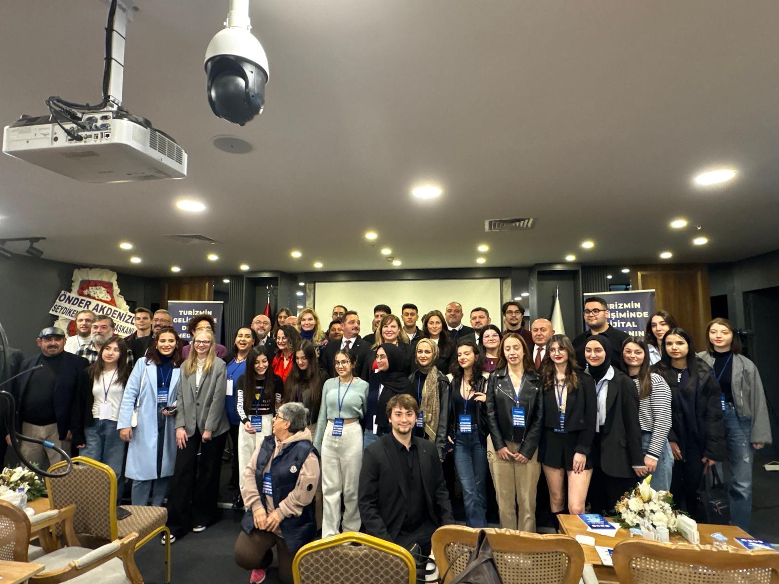 Muğla’da seminer: Turizmin geleceği dijital medyada! - Birlik Haber Ajansı