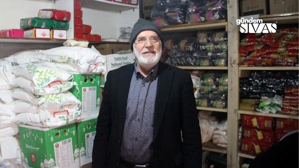 Bu Bakkal Para Değil Dua Kabul Ediyor!