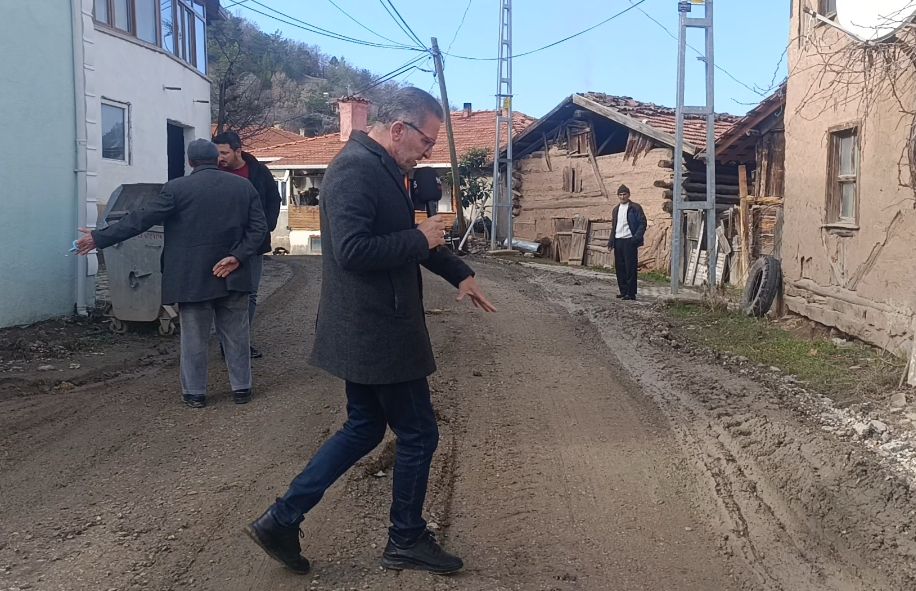 Ağır tonajlı araçlar mahalleliyi tedirgin ediyor - Birlik Haber Ajansı