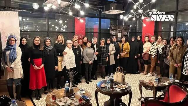 Şehirli Kadınlar Derneği, 'Etkili İletişim Becerileri' Semineri Düzenledi